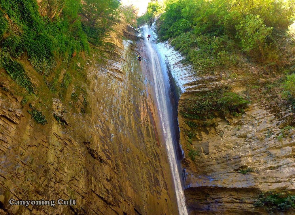 Nivica canyon