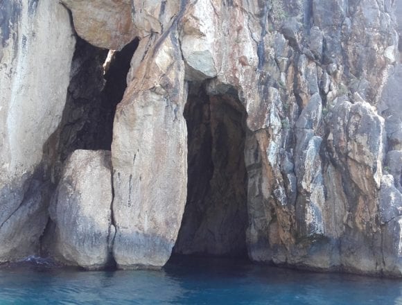How to Rent Albanian Caves for Tourist Purposes How to Rent Albanian Caves for Tourist Purposes