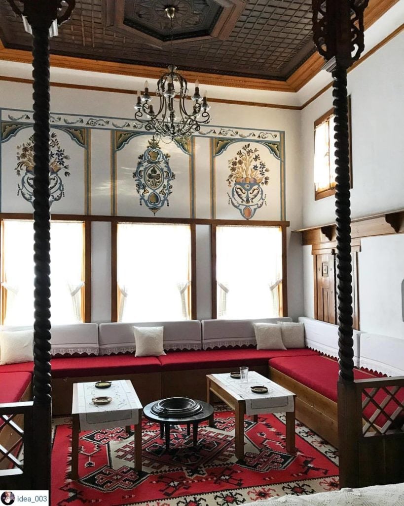 Gjirokastra House
