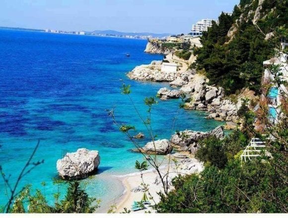 French Media Calls Albania “a Tourist Treasure”. French Media Calls Albania “a Tourist Treasure”.