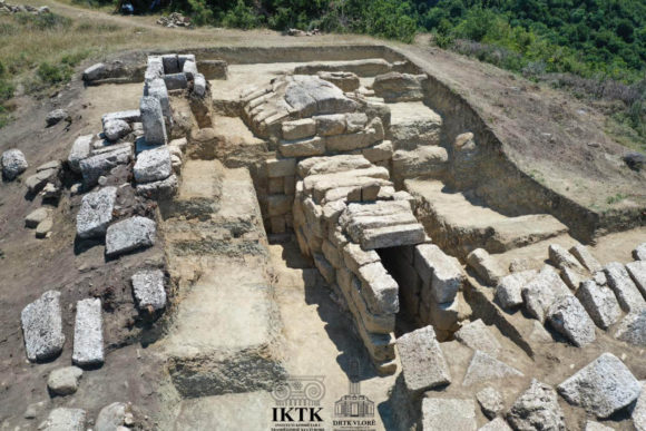 Ancient Tomb Unearthed in Amantia • IIA