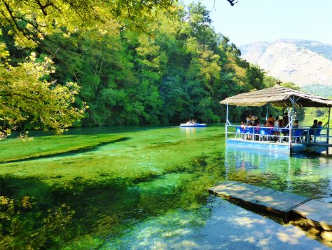 The Blue Eye lake