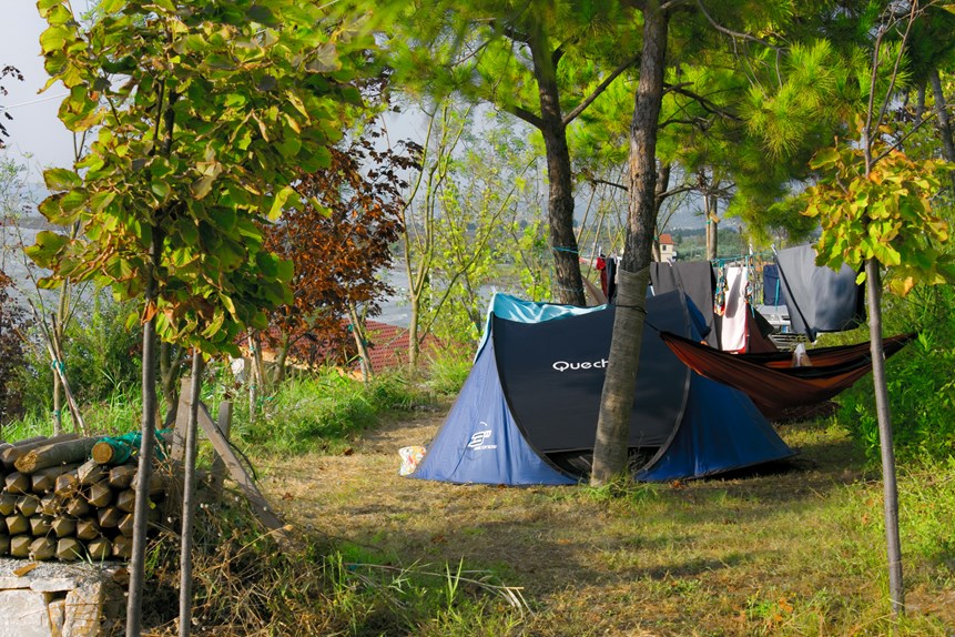 camping in Albania