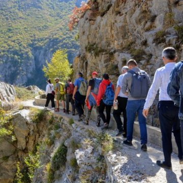 USAID Trains and Certifies 30 Tourist Guides in Dibra