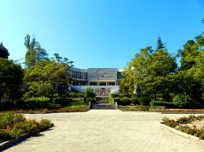 mausoleum of martyrs