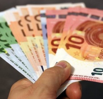 The Average Salary of an Albanian, Lowest in Europe