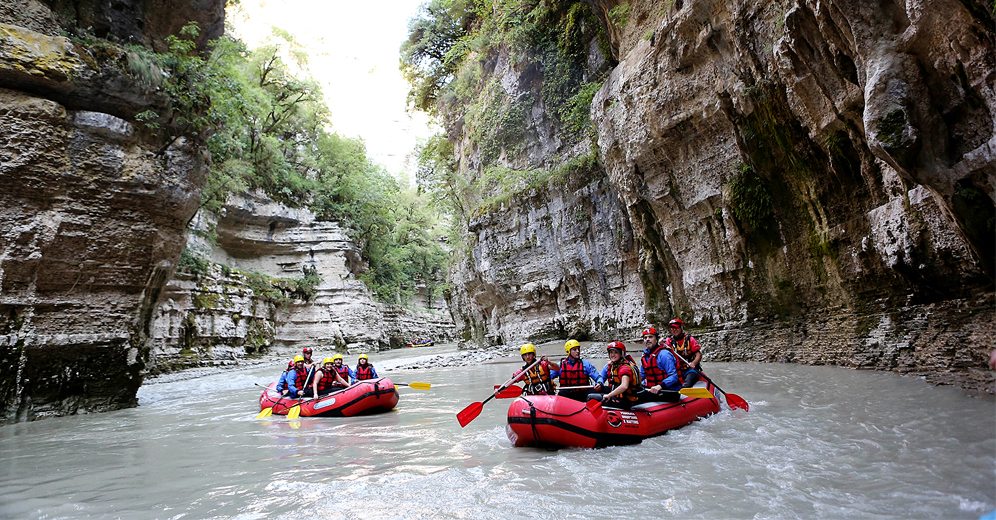 Rafting in Albania • IIA