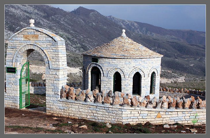 Tomorr shrine
